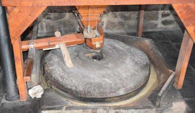 154 yıllık değirmende “Dergul” tahini üretiliyor