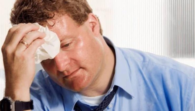 Aşırı terleme neden olur, hangi hastalığın belirtisidir? Gece aşırı terleme neden olur?