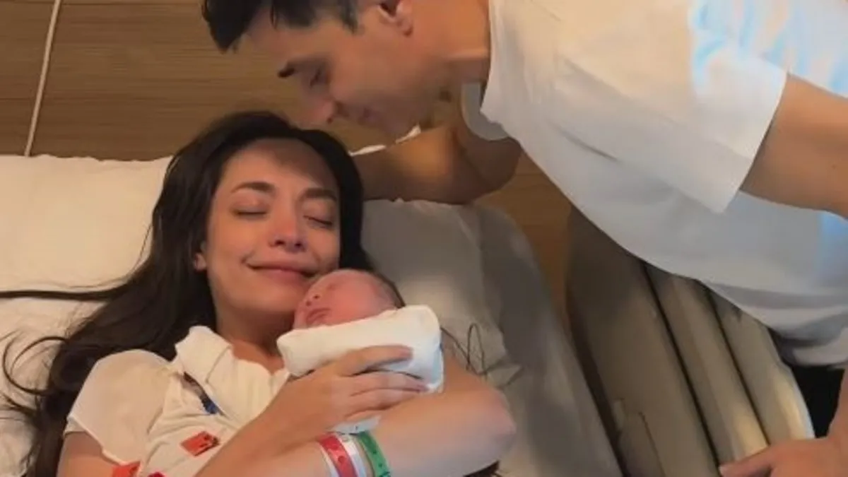 Cansel Elçin ve Zeynep Tuğçe Bayat’tan yürek ısıtan paylaşım! Atlas bebek büyükanneleriyle böyle tanıştı