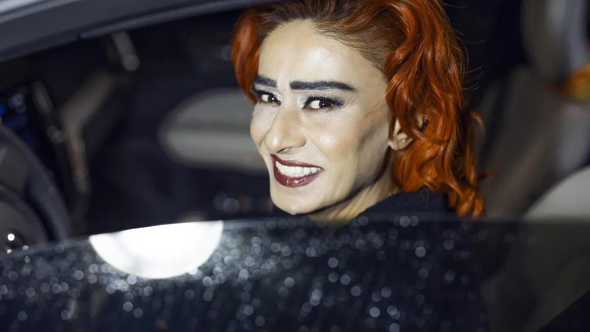 Yıldız Tilbe’nin yüzü yandı! Korkutan görüntüyü sosyal medyasında paylaştı: “Geçer inşallah”